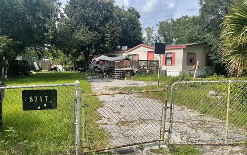 8717 S Meadowview Cir, Tampa, FL, 33625-3753 | Card Image