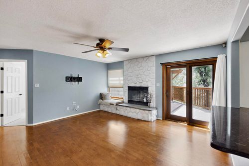 8 Fawn Rd, Cedar Crest, NM, 87008-9436 | Card Image
