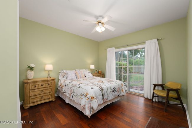 Wood floors everywhere. | Image 32