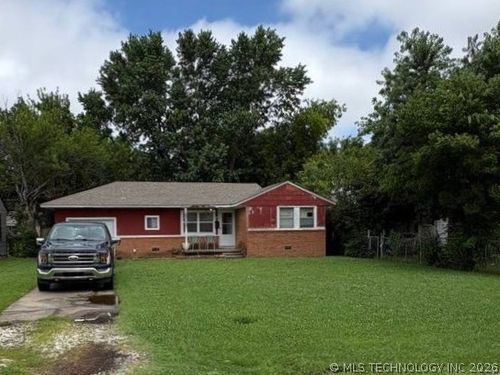 6715 E Queen St, Tulsa, OK, 74115-4615 | Card Image