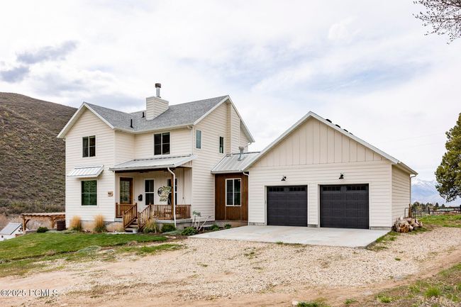 4611 S Cove Ln, Home with 3 bedrooms, 3 bathrooms and null parking in Daniel UT | Image 64