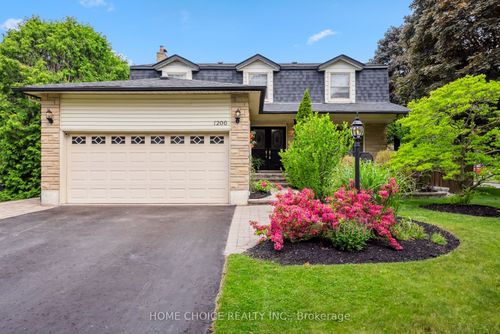 1206 Northgate Cres, Oshawa, ON, L1G7C5 | Card Image