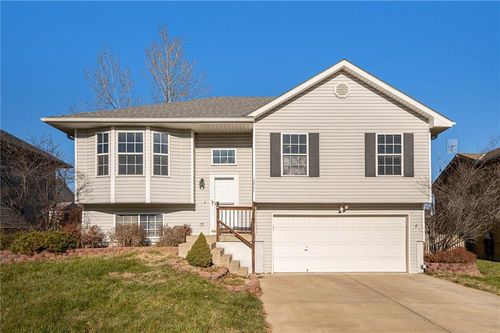 1711 Winding Creek Lane, Cameron, MO, 64429 | Card Image