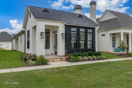 2232 Fairwoods Dr, Shreveport, LA, 71106-8576 | Card Image