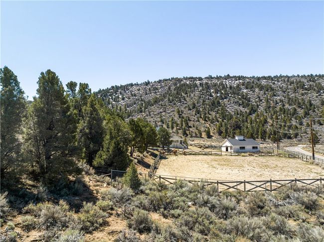 2000 Baldwin Lake Rd, House other with 4 bedrooms, 2 bathrooms and 14 parking in Big Bear City CA | Image 36