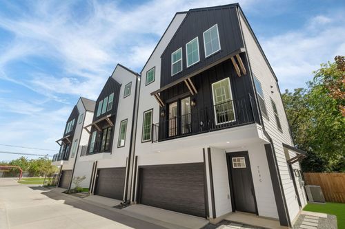 e-719 Thornton Rd, Houston, TX, 77018-2109 | Card Image