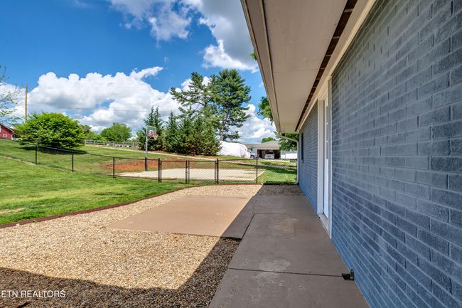 8529 W Emory Rd, House other with 4 bedrooms, 2 bathrooms and null parking in Knoxville TN | Image 54