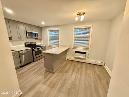 169 Manor Dr, Red Bank, NJ, 07701-2456 | Card Image