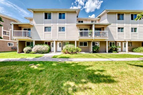111-3015 51 St Sw, Calgary, AB, T3E6N5 | Card Image