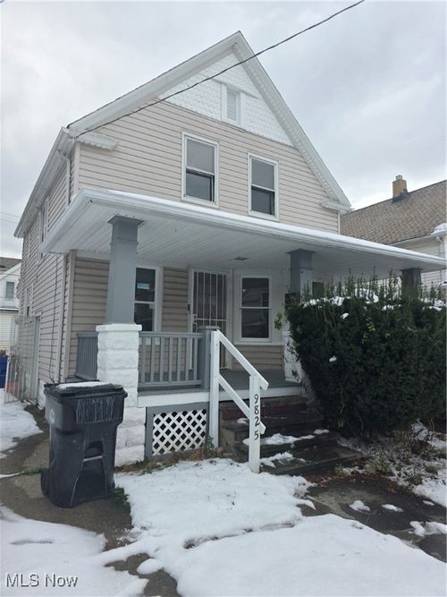 9825 Macon Ave, Cleveland, OH, 44102-3618 | Card Image