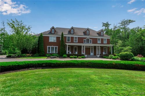 35 Redbrick Rd, Orchard Park, NY, 14127-3940 | Card Image