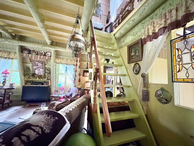 Living Room | Image 15