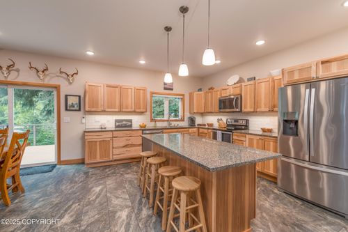 12101 Elderberry Ln, Ketchikan, AK, 99901-9324 | Card Image