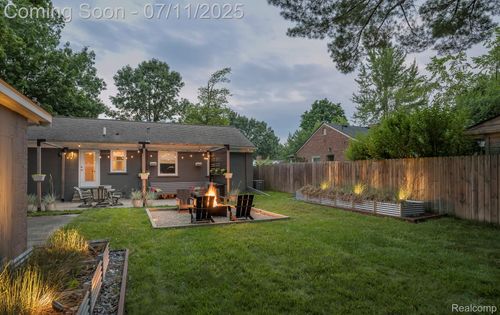 4412 Buckingham Road, Royal Oak, MI, 48073 | Card Image