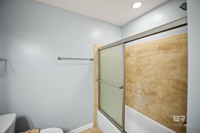 Bathroom | Image 41
