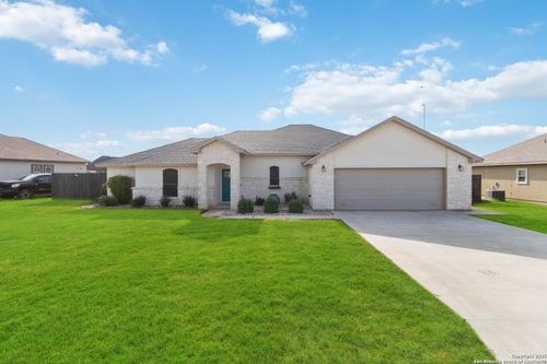 527 Monte Vista Dr, Pleasanton, TX, 78064-4539 | Card Image