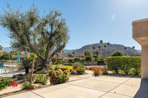 72806 Fleetwood Cir, Palm Desert, CA, 92260-9390 | Card Image