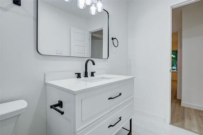 7226 Troulon Dr, House other with 3 bedrooms, 2 bathrooms and 2 parking in Houston TX | Image 14