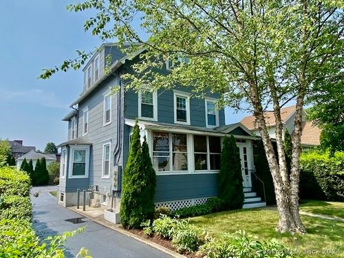 54 1st St, Norwalk, CT, 06855-2339 | Card Image