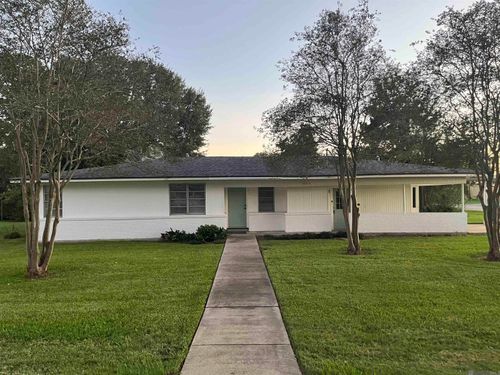 755 Maryland Ave, Port Allen, LA, 70767-2344 | Card Image