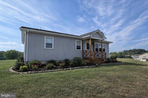 613 Airport Rd, LURAY, VA, 22835-4419 | Card Image