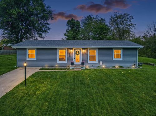 1626 Valley Dale Dr, Logan, OH, 43138-9471 | Card Image