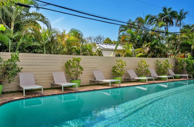 1229 Ne 17 Th Ave, House other with 4 bedrooms, 3 bathrooms and null parking in Fort Lauderdale FL | Image 21