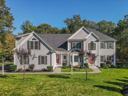 4 Lost Brook Trl, Walpole, MA, 02081-2368 | Card Image