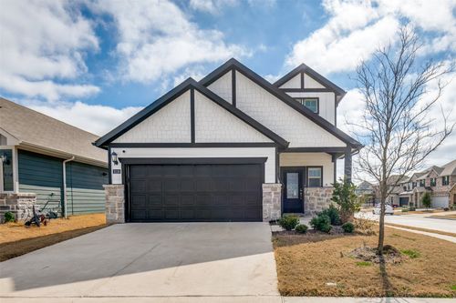 2119 River Pine Rd, Forney, TX, 75126-3946 | Card Image