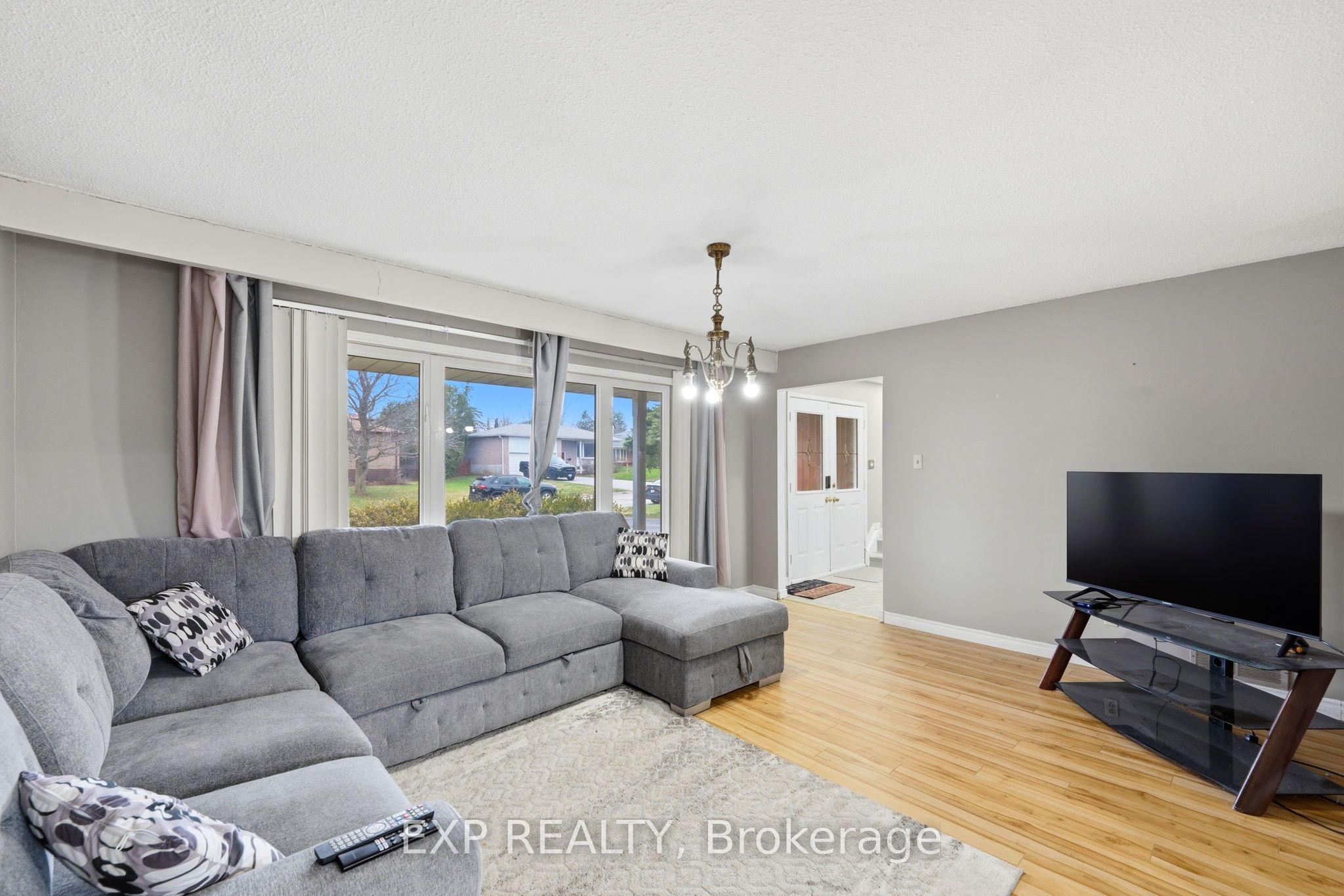 Residential in Kawartha Lakes 5