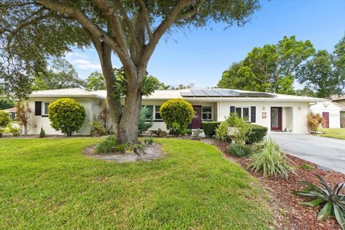 400 N Corona Ave, CLEARWATER, FL, 33765-2413 | Card Image