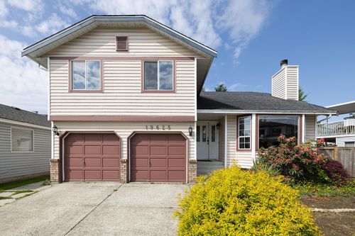 19625 Park Rd, Pitt Meadows, BC, V3Y1B3 | Card Image