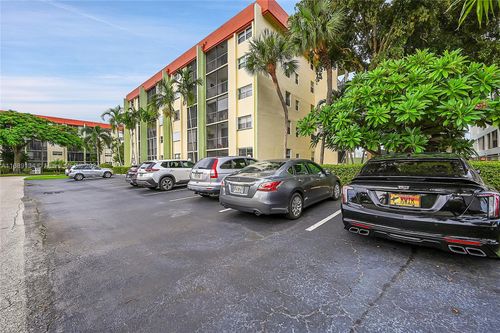 apt-103b-5431 Ne 25th Ave, Fort Lauderdale, FL, 33308-3329 | Card Image
