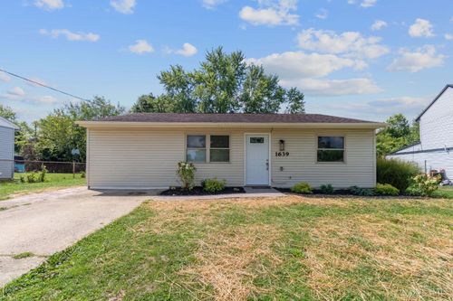 1639 W Kemper Rd, Cincinnati, OH, 45240-1611 | Card Image