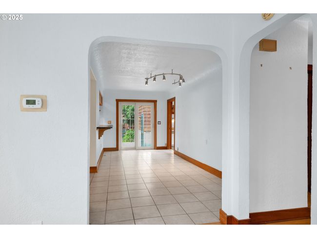 1710 Norkenzie Rd, House other with 3 bedrooms, 2 bathrooms and 1 parking in Eugene OR | Image 12