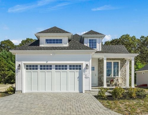 55 Sophia Dr, Rehoboth, MA, 02769-2422 | Card Image