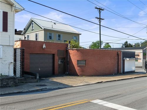944 Commerce St, Wellsburg, WV, 26070-1531 | Card Image