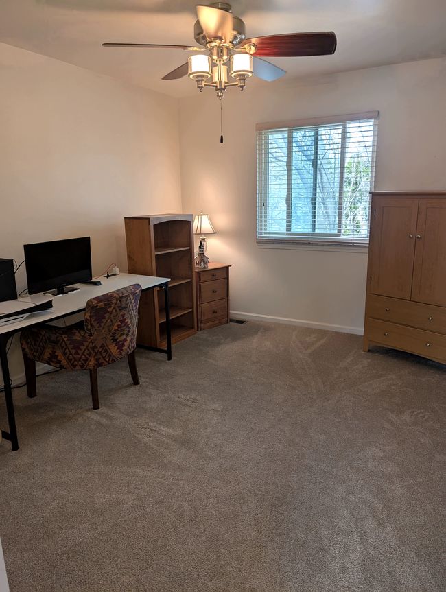 1st Bedroom | Image 12