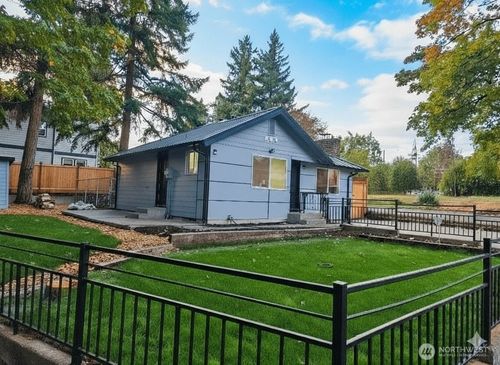 1147 Aberdeen Ave Ne, Renton, WA, 98056-2828 | Card Image