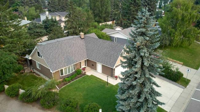 3036 Utah Drive Nw, Home with 4 bedrooms, 2 bathrooms and 5 parking in Calgary AB | Image 2