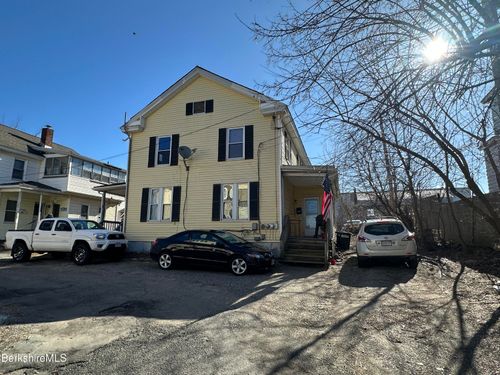 15-17 Noble Ave, Pittsfield, MA, 01201-6716 | Card Image