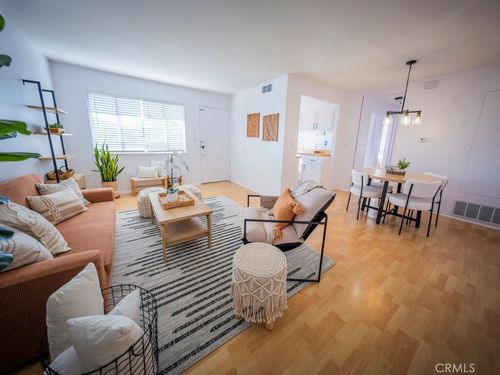 16637 Viewpoint Ln, Huntington Beach, CA, 92647-7329 | Card Image