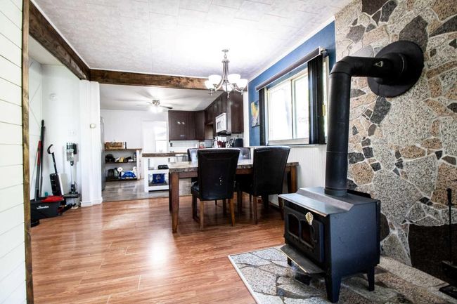 2027 19 Ave, House other with 3 bedrooms, 1 bathrooms and 3 parking in Bowden AB | Image 4