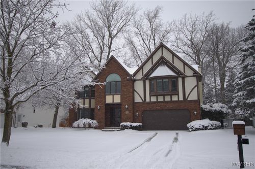 40 Vassar Dr, Amherst, NY, 14068-1288 | Card Image