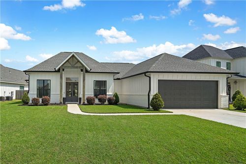 7031 Bald Eagle Cir, Madisonville, LA, 70447-3276 | Card Image