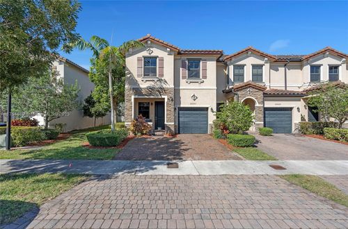 25340 Sw 116th Ave, Homestead, FL, 33032-4724 | Card Image