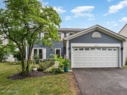 1817 Longboat Dr, Elk Grove Village, IL, 60007-6928 | Card Image