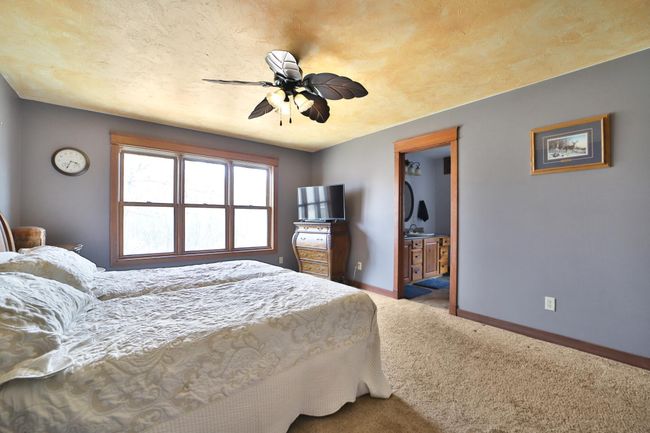 Main floor Primary Bedroom | Image 17