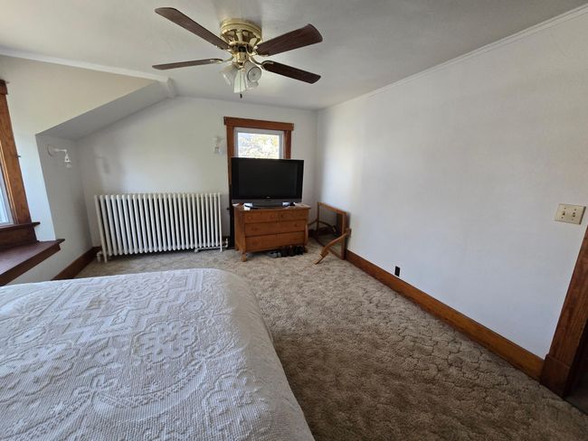 405 3 Rd Ave Se, House other with 5 bedrooms, 2 bathrooms and null parking in Pipestone MN | Image 34