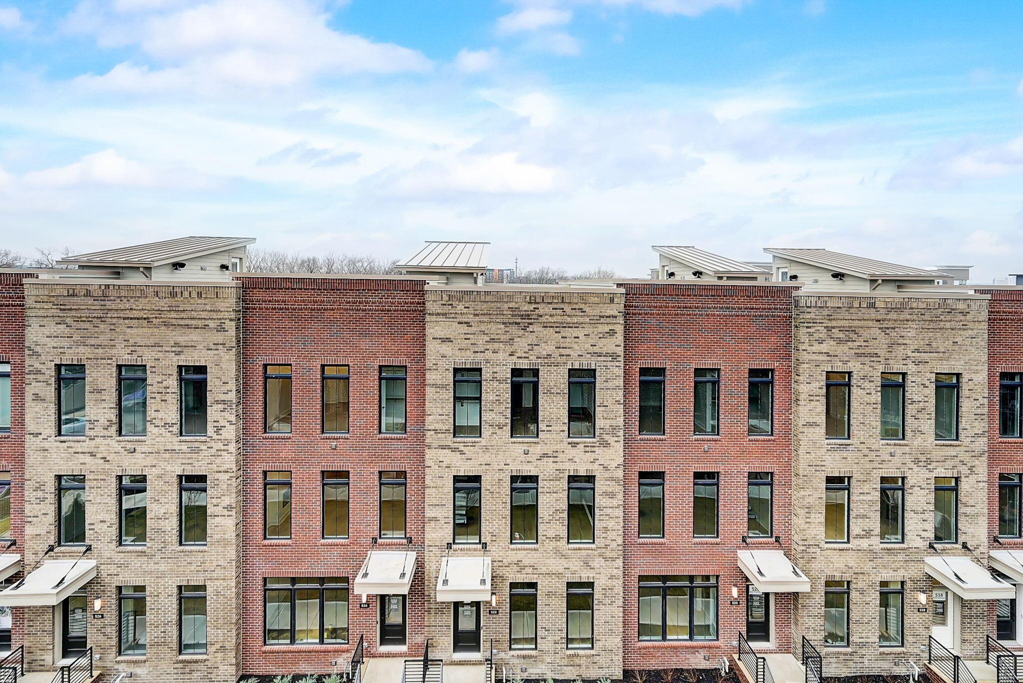 Riverfront Ln, Columbus, OH 43201